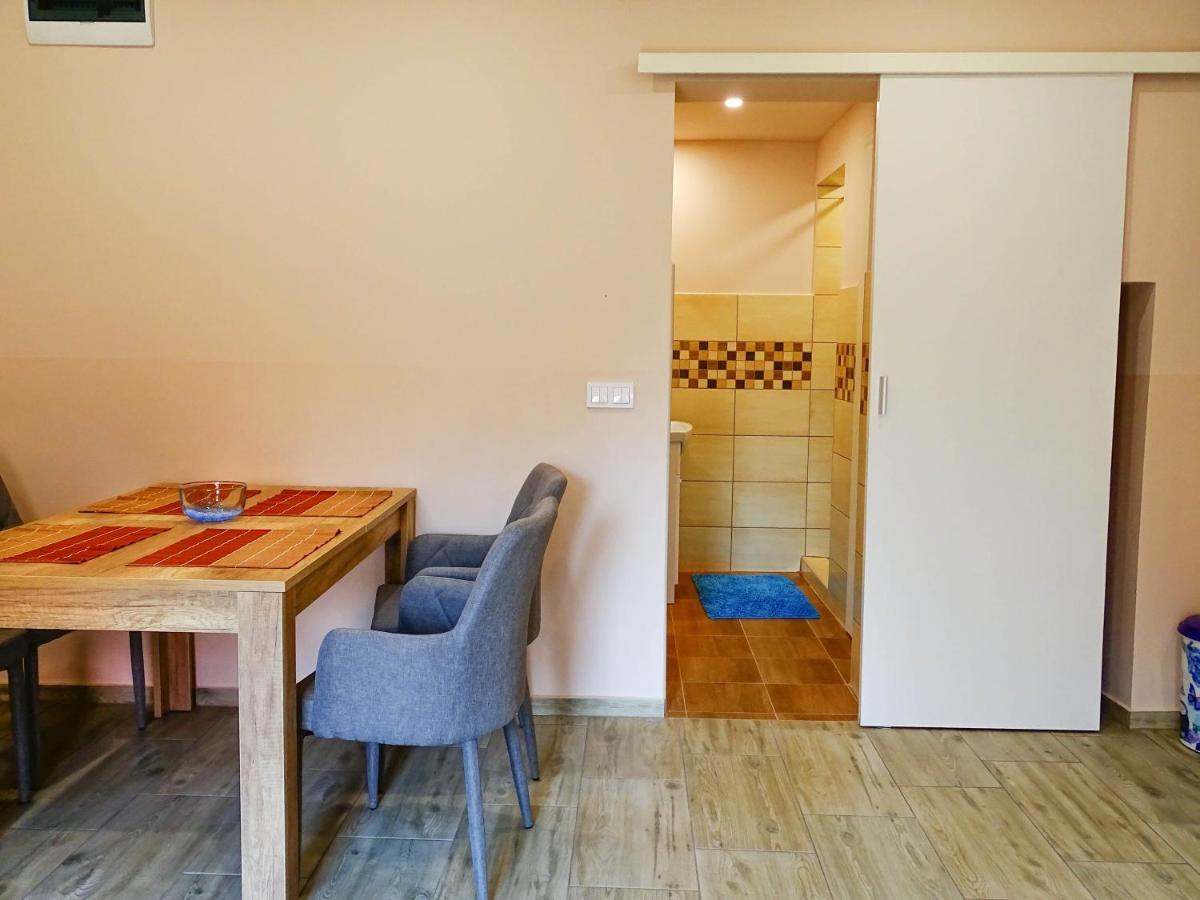 Eddy Apartman Eger Extérieur photo