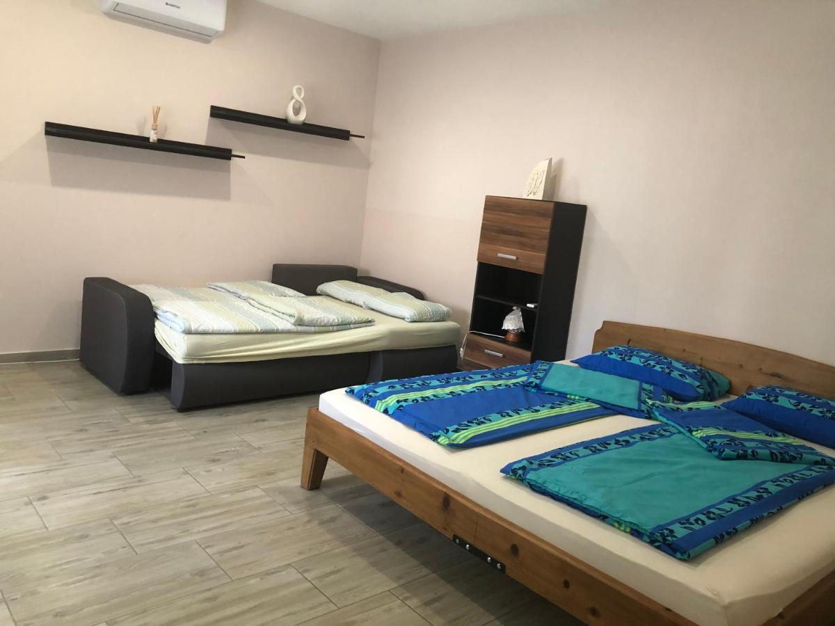 Eddy Apartman Eger Extérieur photo
