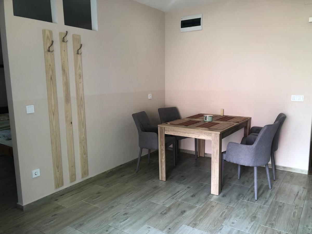 Eddy Apartman Eger Extérieur photo